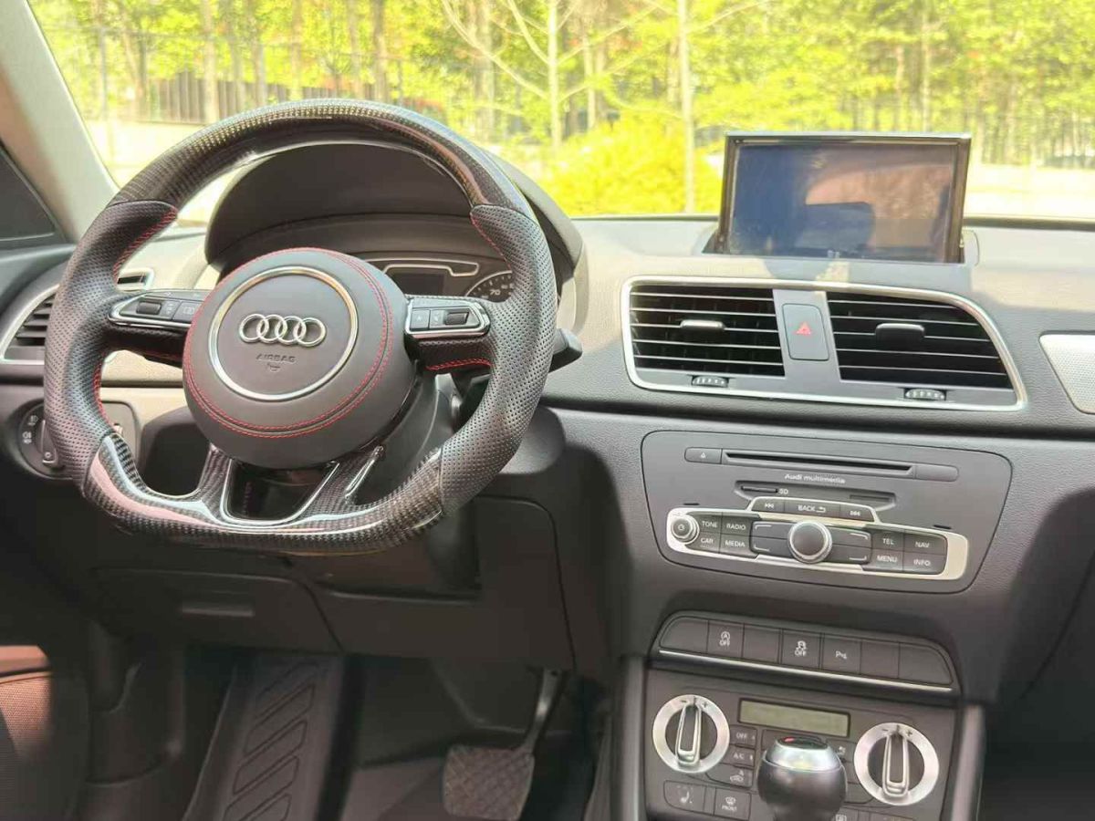 奧迪 奧迪Q3  2015款 Q3 2.0TFSI 35TFSI quattro 技術(shù)型圖片