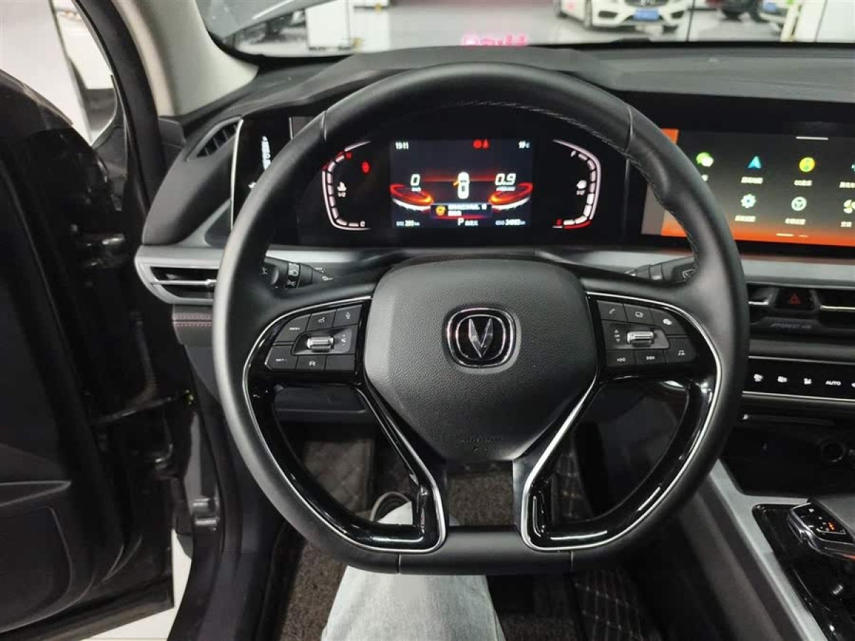 長安 CS75 PLUS  2022款 1.5T 自動豪華型圖片