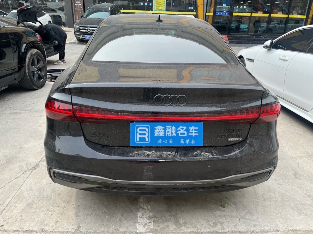 奧迪 奧迪A7L  2024款 45 TFSI quattro 黑武士版圖片