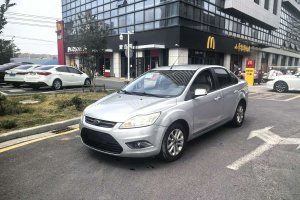 ?？怂?福特 三廂經(jīng)典 1.8L 手動基本型