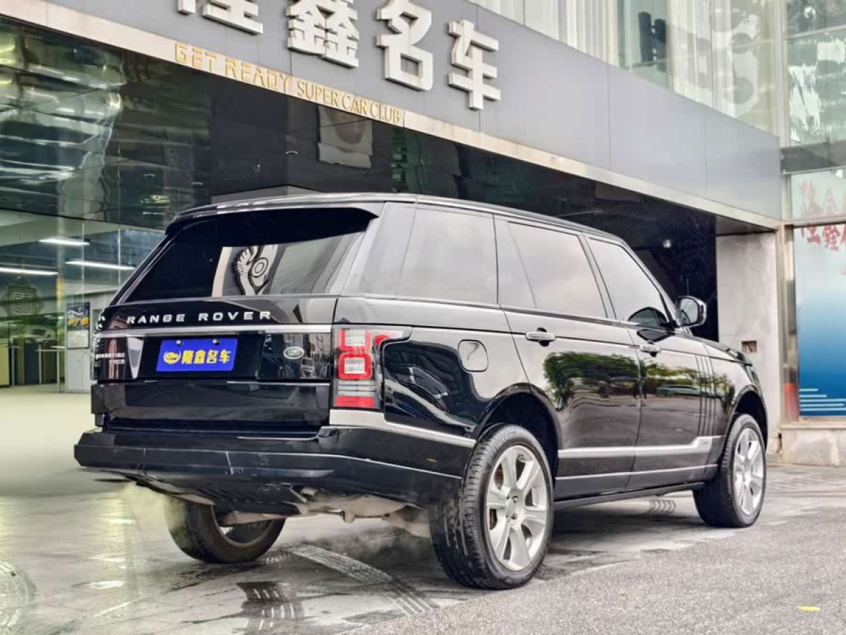 路虎 攬勝  2015款 3.0 V6 SC Vogue SE 創(chuàng)世加長版圖片