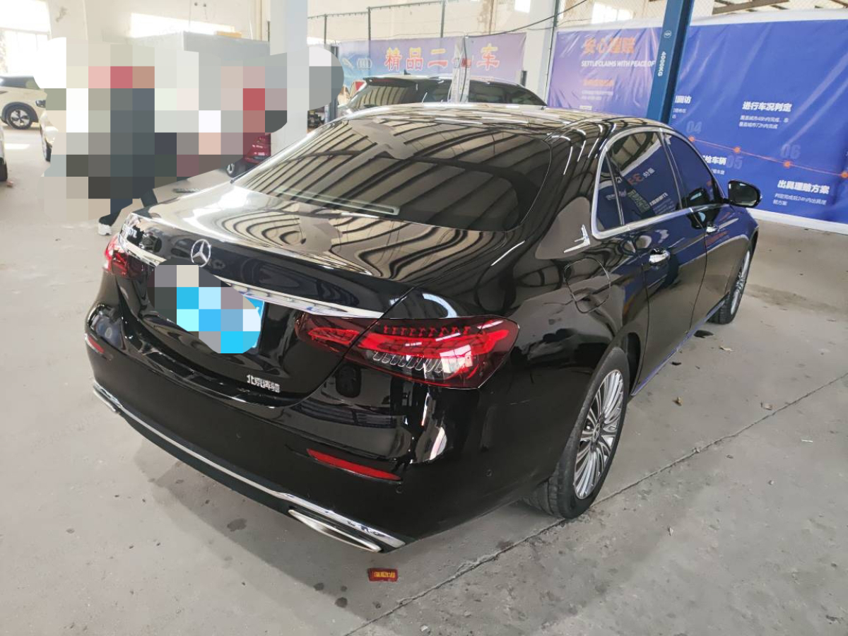 奔馳 奔馳E級(jí)  2023款 E 300 L 豪華型圖片