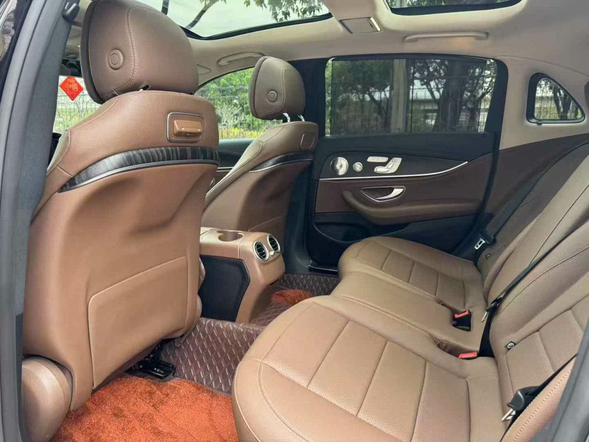 奔馳 奔馳E級  2020款 E 300 L 豪華型圖片