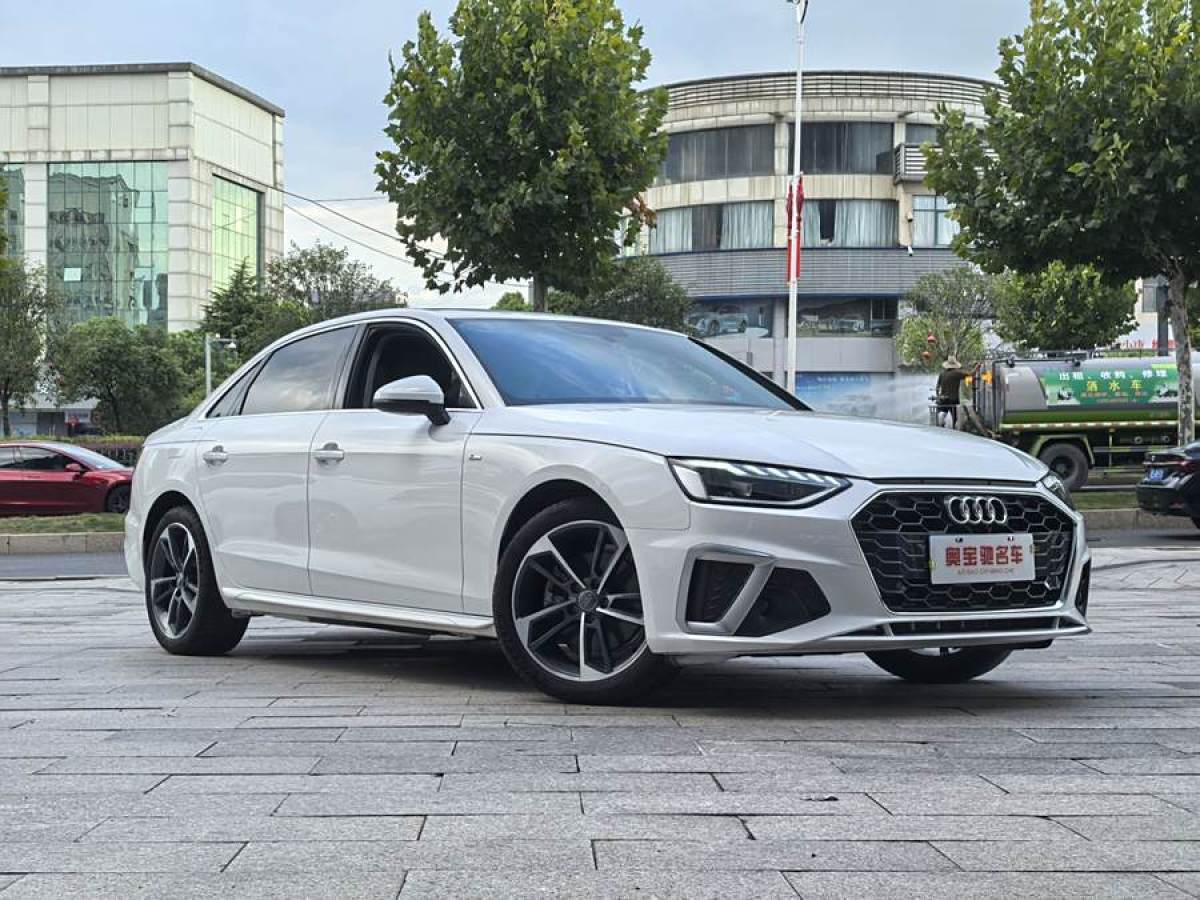 奧迪 奧迪A4L  2022款 40 TFSI 時(shí)尚動感型圖片