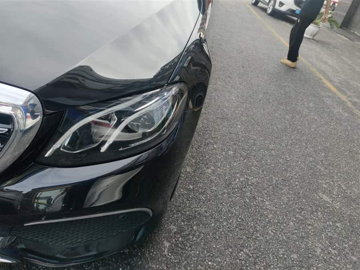 奔馳 奔馳E級(jí)  2020款 改款 E 260 L圖片