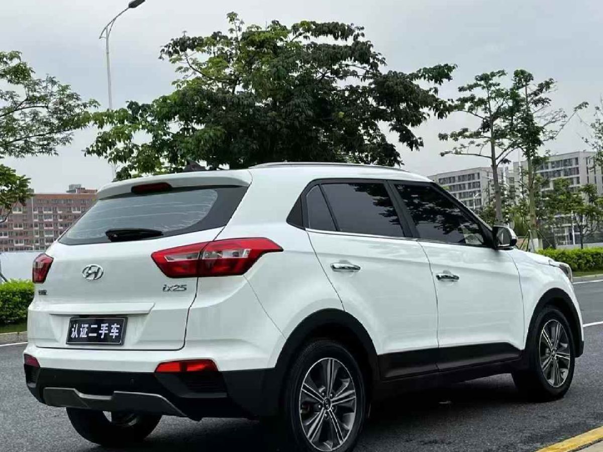 現(xiàn)代 ix25  2015款 1.6L 自動兩驅(qū)智能型GLS圖片