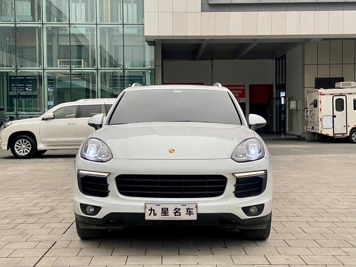 2015年5月保時(shí)捷 Cayenne新能源  2015款 Cayenne S E-Hybrid 3.0T