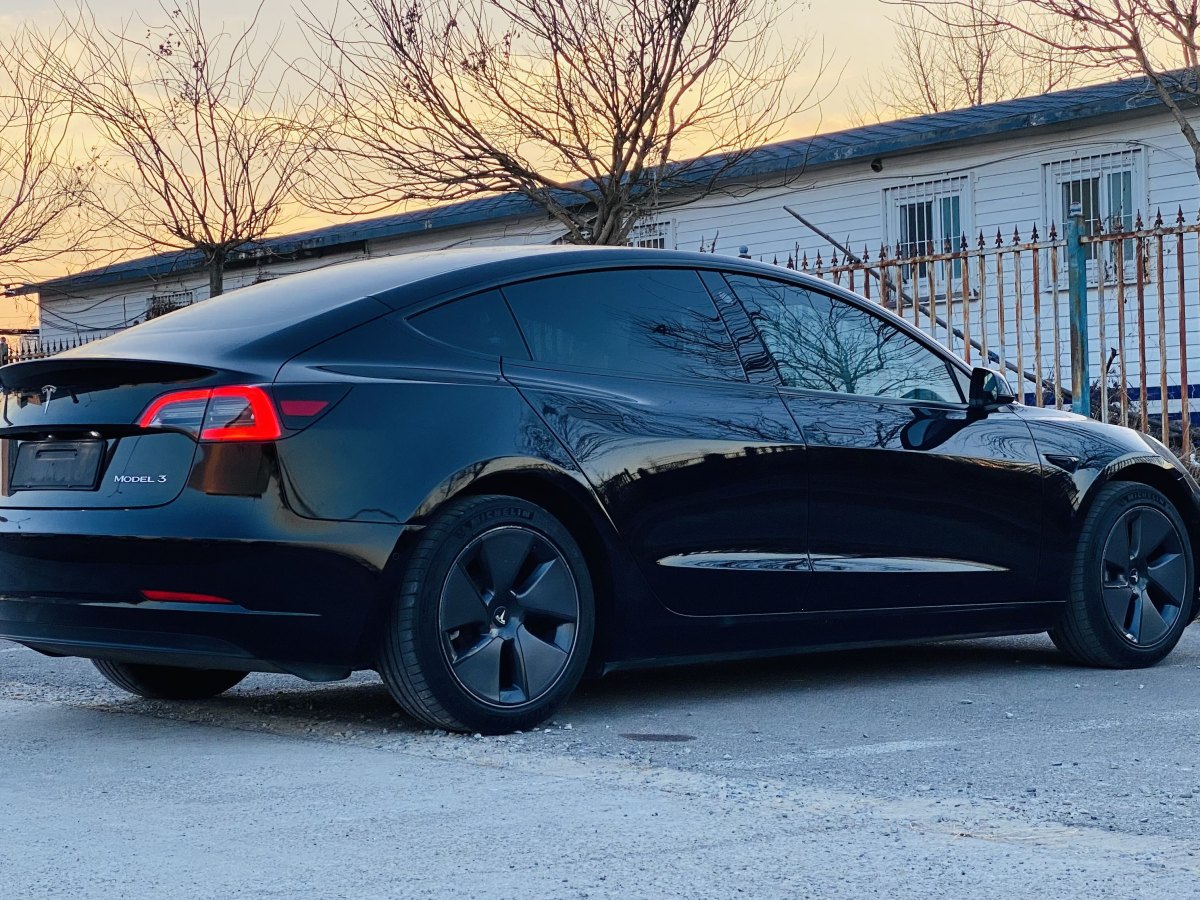 特斯拉 Model Y  2022款 改款 后輪驅(qū)動(dòng)版圖片