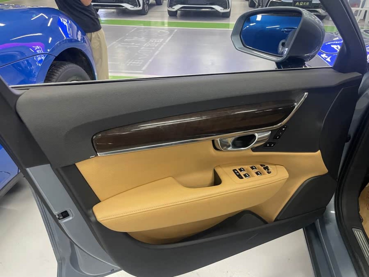 沃爾沃 S90  2018款 T4 智遠版圖片