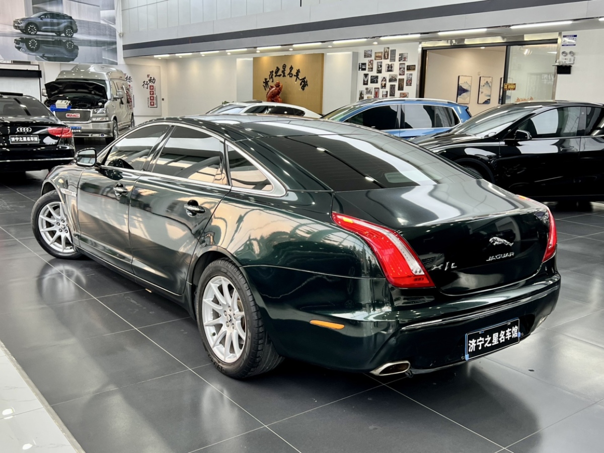 捷豹 XJ  2012款 XJL 3.0 全景商務(wù)版圖片