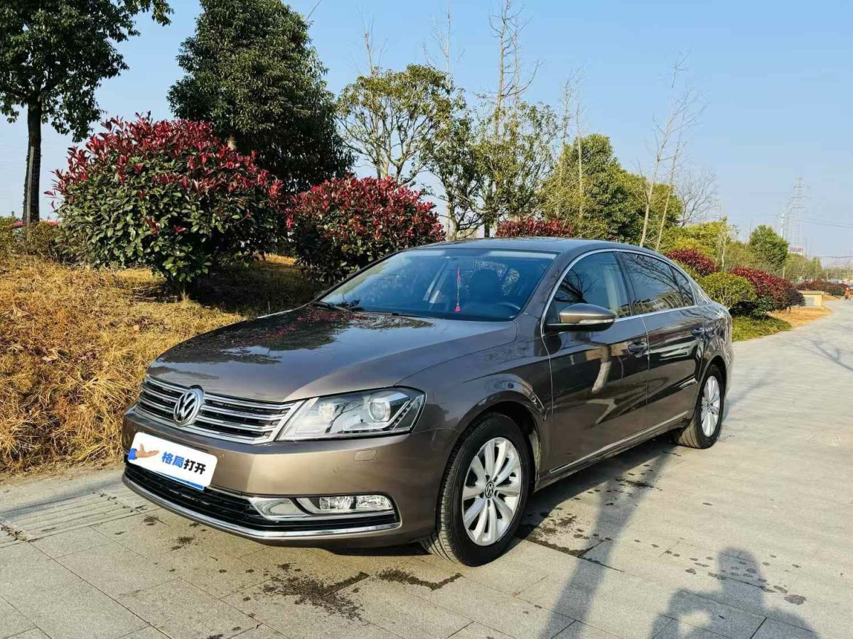 大眾 邁騰  2012款 1.8 TSI 改款領(lǐng)先版圖片