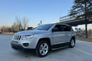 指南者 Jeep 2.0L 兩驅(qū)豪華版