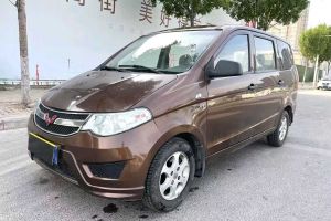 五菱榮光 五菱 1.2L加長(zhǎng)基本型