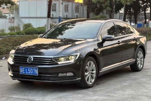 邁騰 大眾 330TSI DSG 領(lǐng)先型