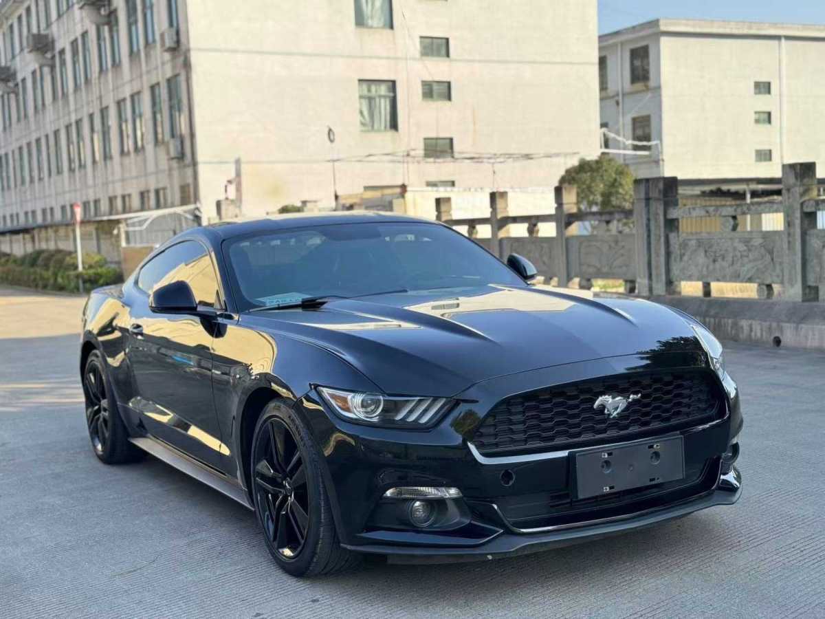 福特 Mustang  2016款 2.3T 運(yùn)動(dòng)版圖片