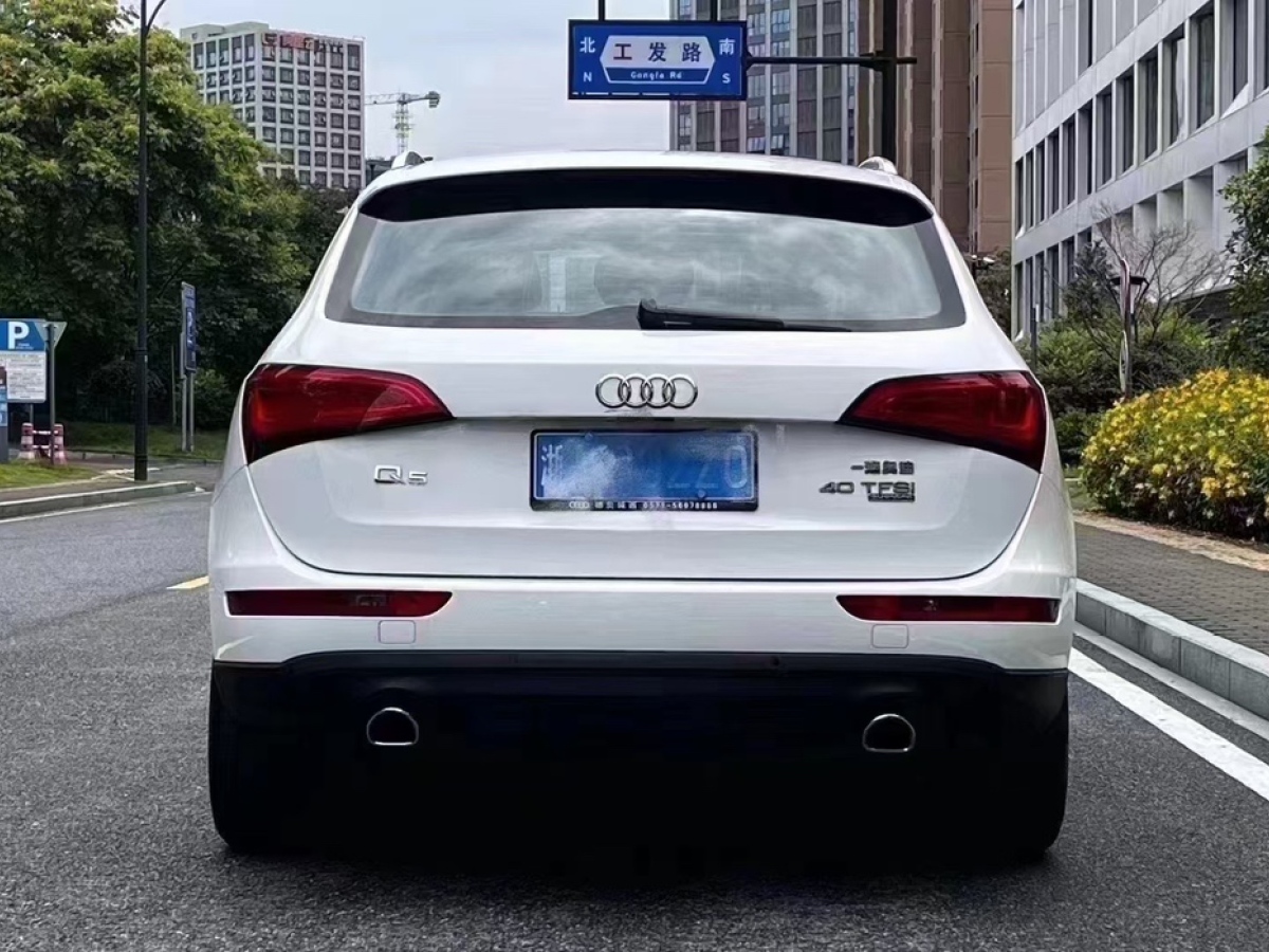 2015年5月奧迪 奧迪Q5  2015款 40 TFSI 進取型