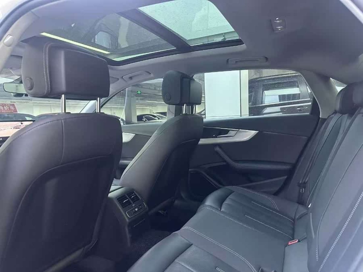奧迪 奧迪A4L  2022款 40 TFSI 時(shí)尚動感型圖片