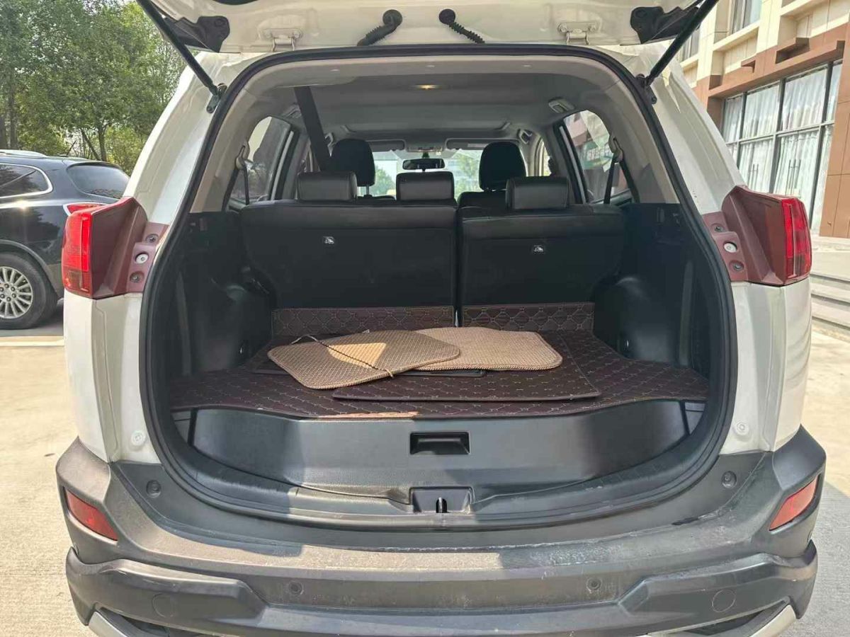 豐田 RAV4榮放 圖片