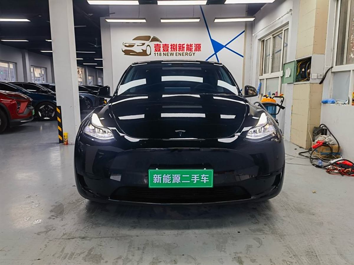 特斯拉 Model 3  2023款 煥新版 后輪驅(qū)動(dòng)圖片