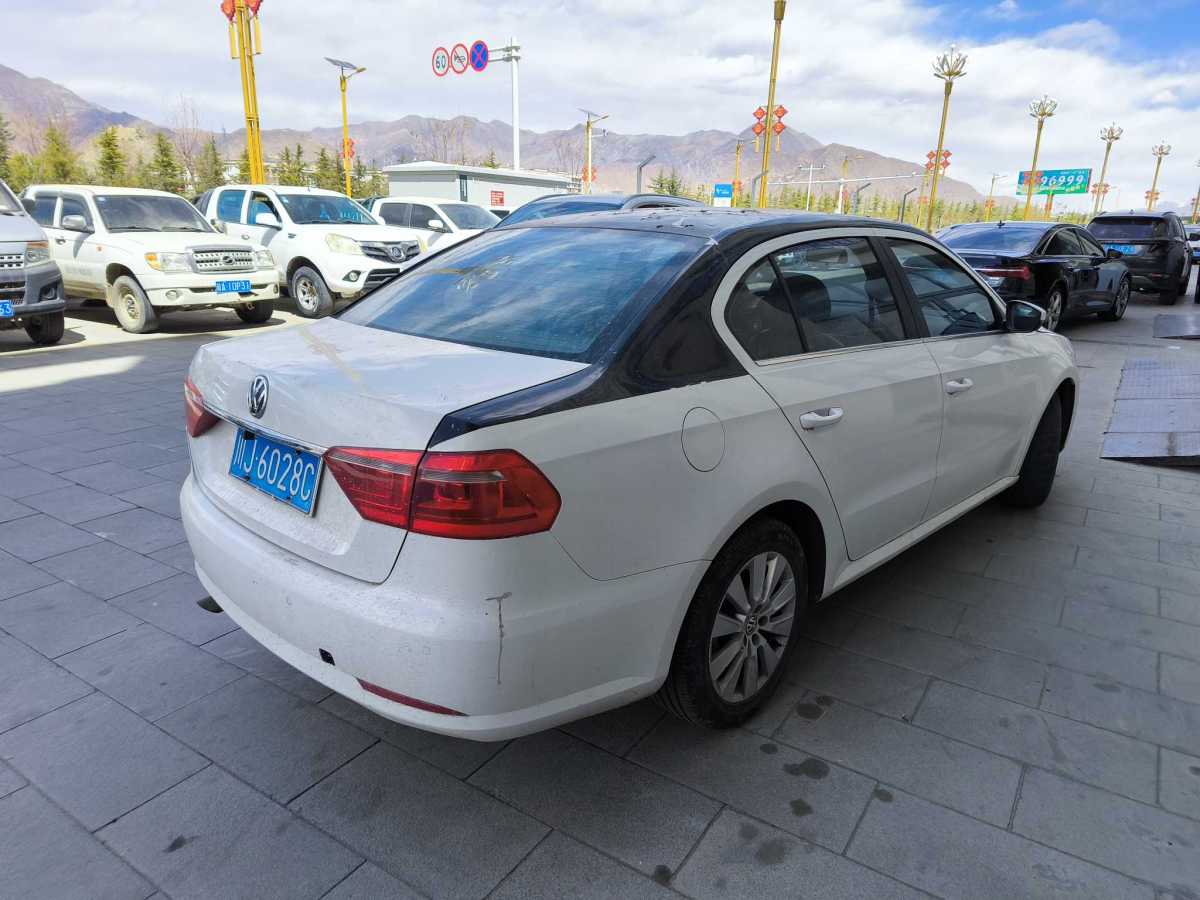 大眾 朗逸  2013款 改款經(jīng)典 1.6L 手動舒適版圖片