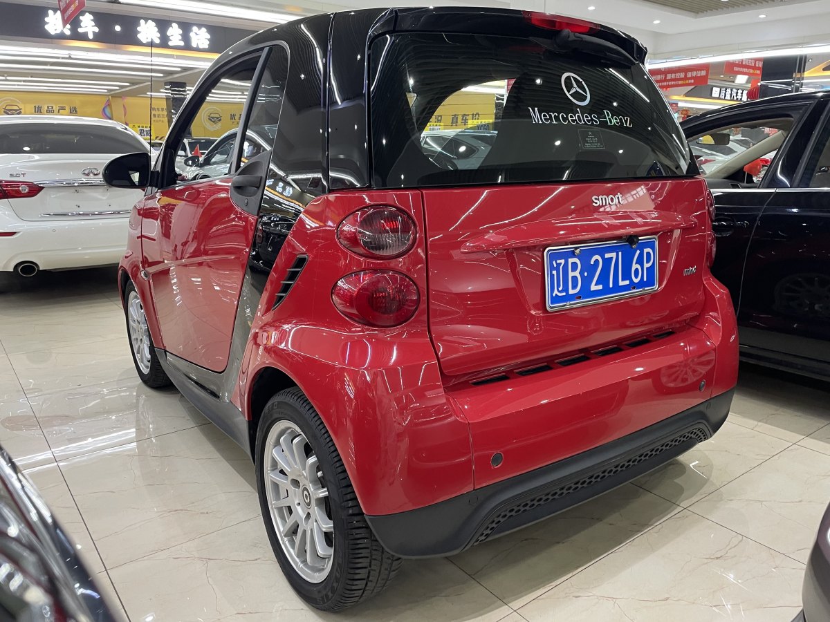 smart fortwo  2012款 1.0 MHD 硬頂標(biāo)準(zhǔn)版圖片