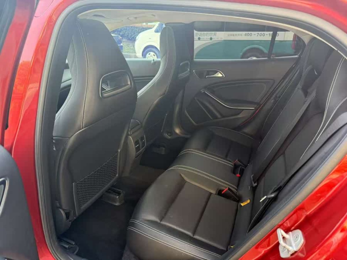 奔馳 奔馳GLA  2017款 GLA 220 4MATIC 時尚型圖片