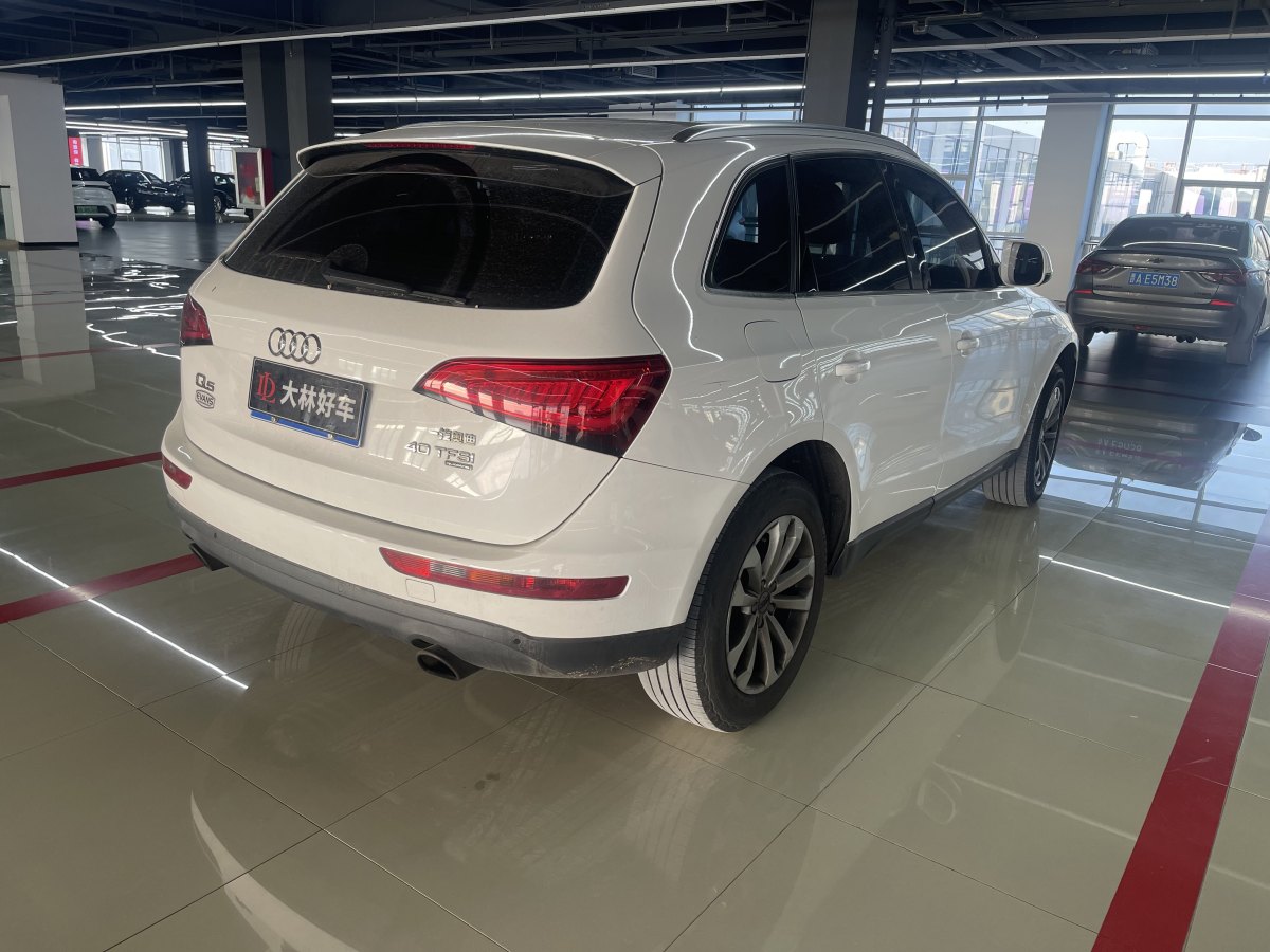 奧迪 奧迪Q5  2015款 40 TFSI 技術(shù)型圖片