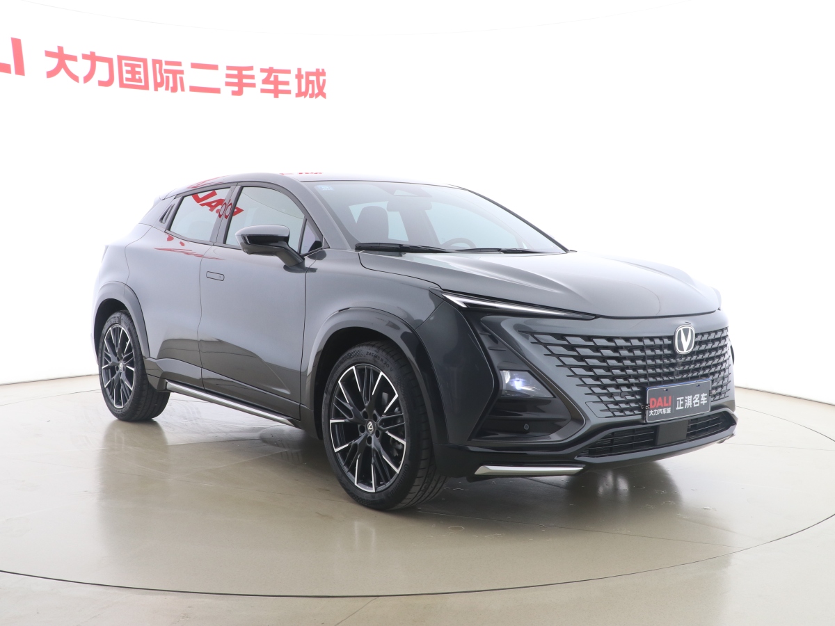 2023年8月長(zhǎng)安 UNI-T  2022款 1.5T 運(yùn)動(dòng)版 尊貴型