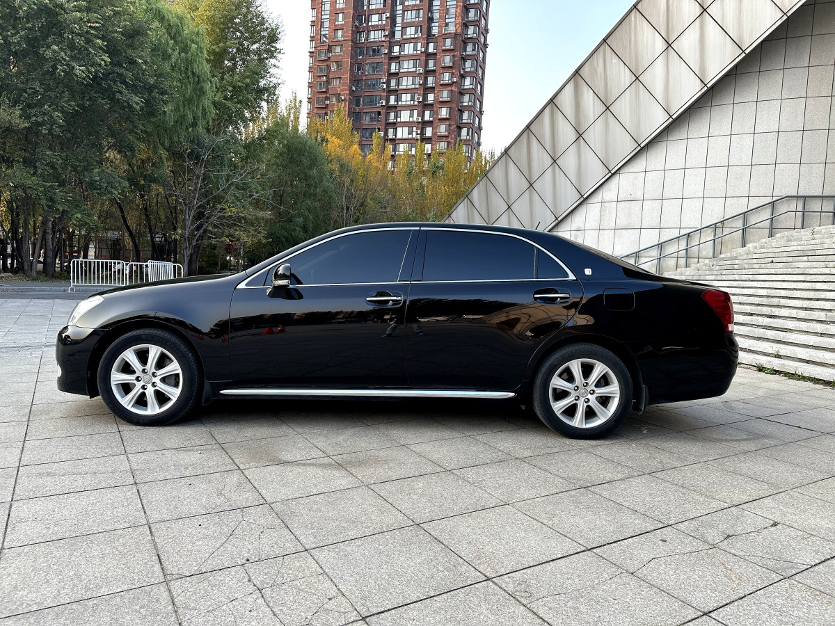 2011年11月豐田 皇冠  2010款 4.3L Royal Saloon VIP