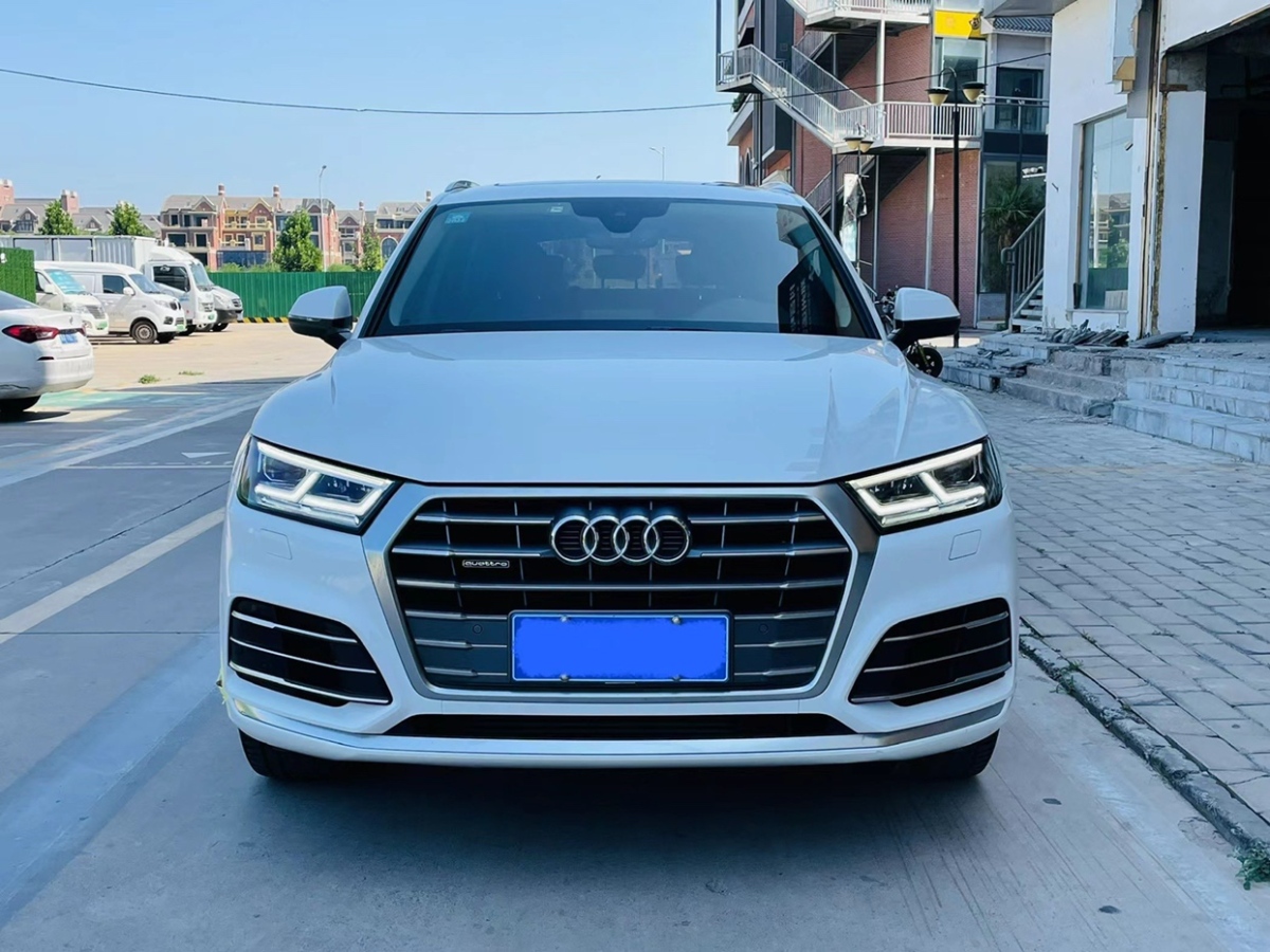 奧迪 奧迪Q5L  2020款 40 TFSI 榮享時(shí)尚型圖片