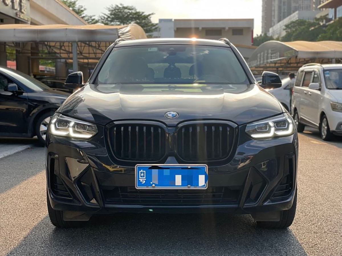 寶馬 寶馬X3  2022款 xDrive30i 領(lǐng)先型 M曜夜套裝圖片