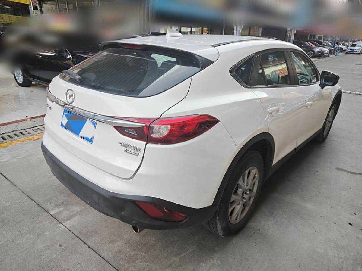 馬自達 CX-4  2018款 2.0L 自動兩驅(qū)藍天品位版圖片