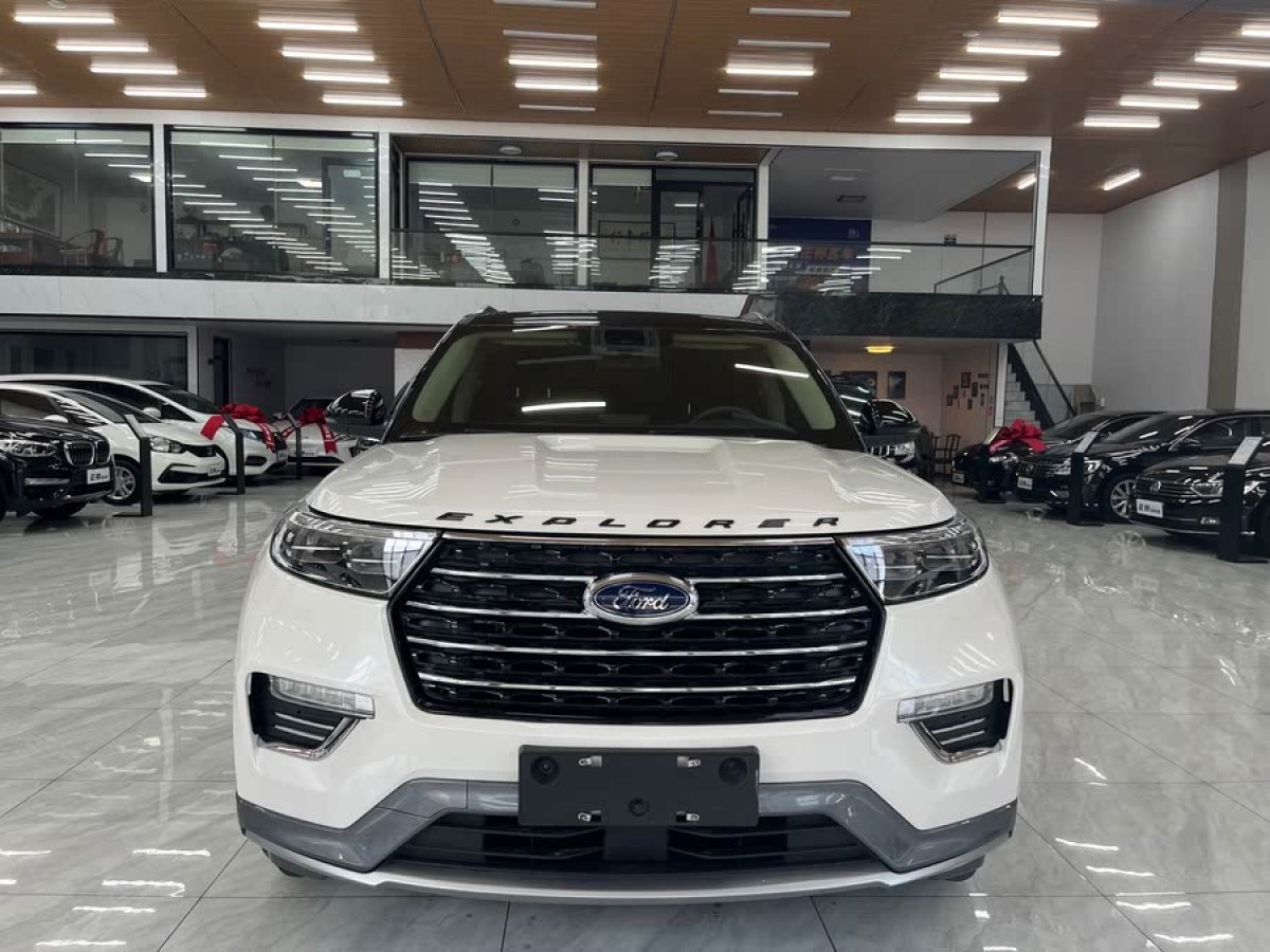 福特 探險(xiǎn)者  2020款 EcoBoost 285 四驅(qū)風(fēng)尚版 7座圖片