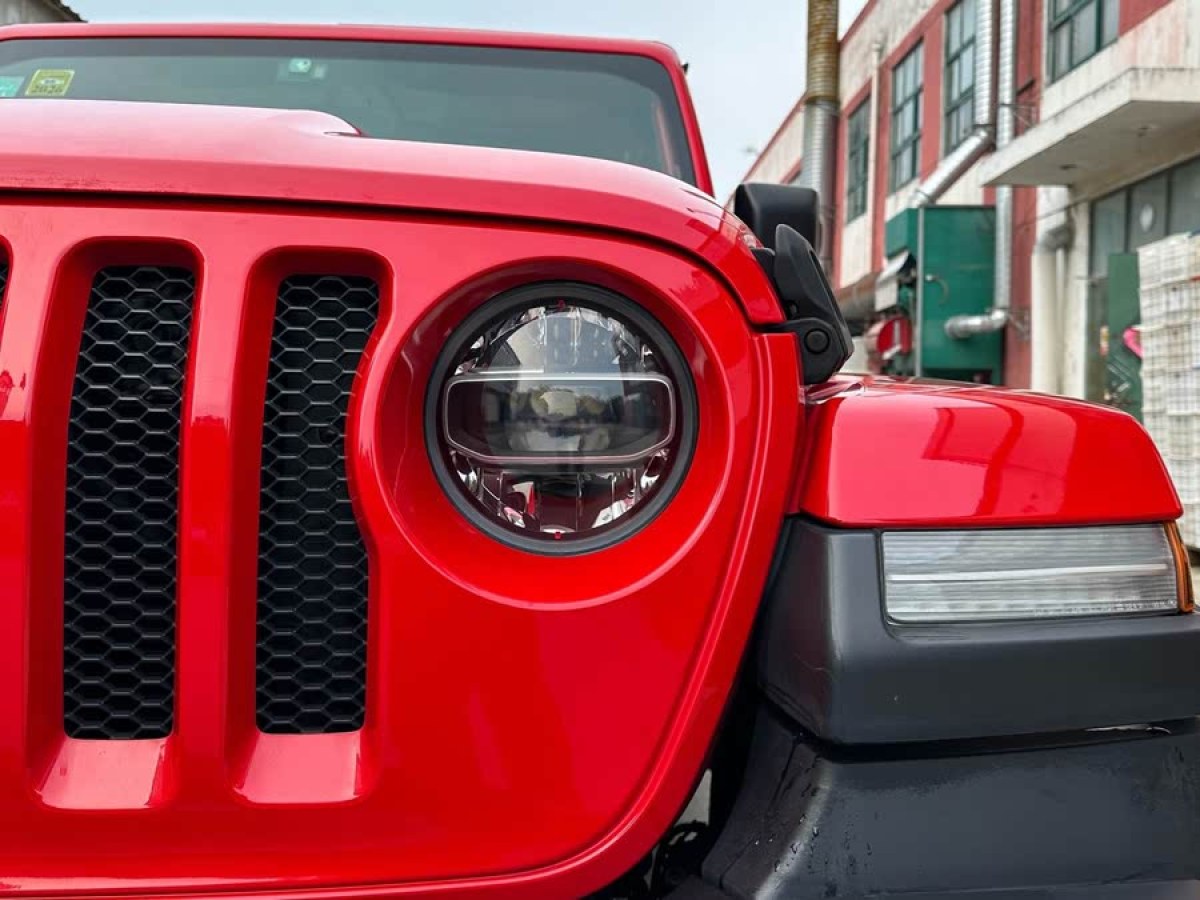 Jeep 牧馬人  2019款 2.0T Sahara 四門版 國VI圖片