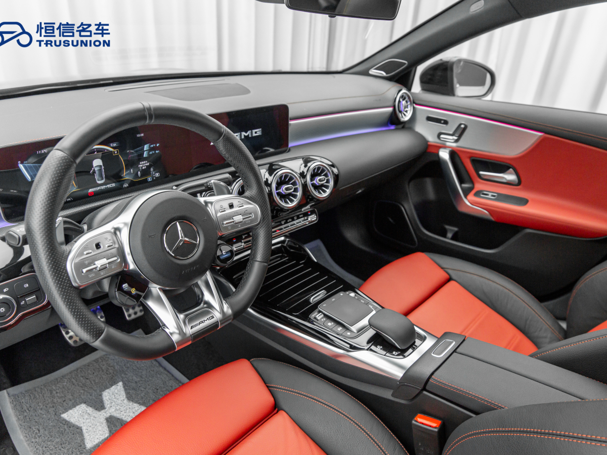 奔馳 奔馳A級(jí)AMG  2020款 AMG A 35 4MATIC圖片