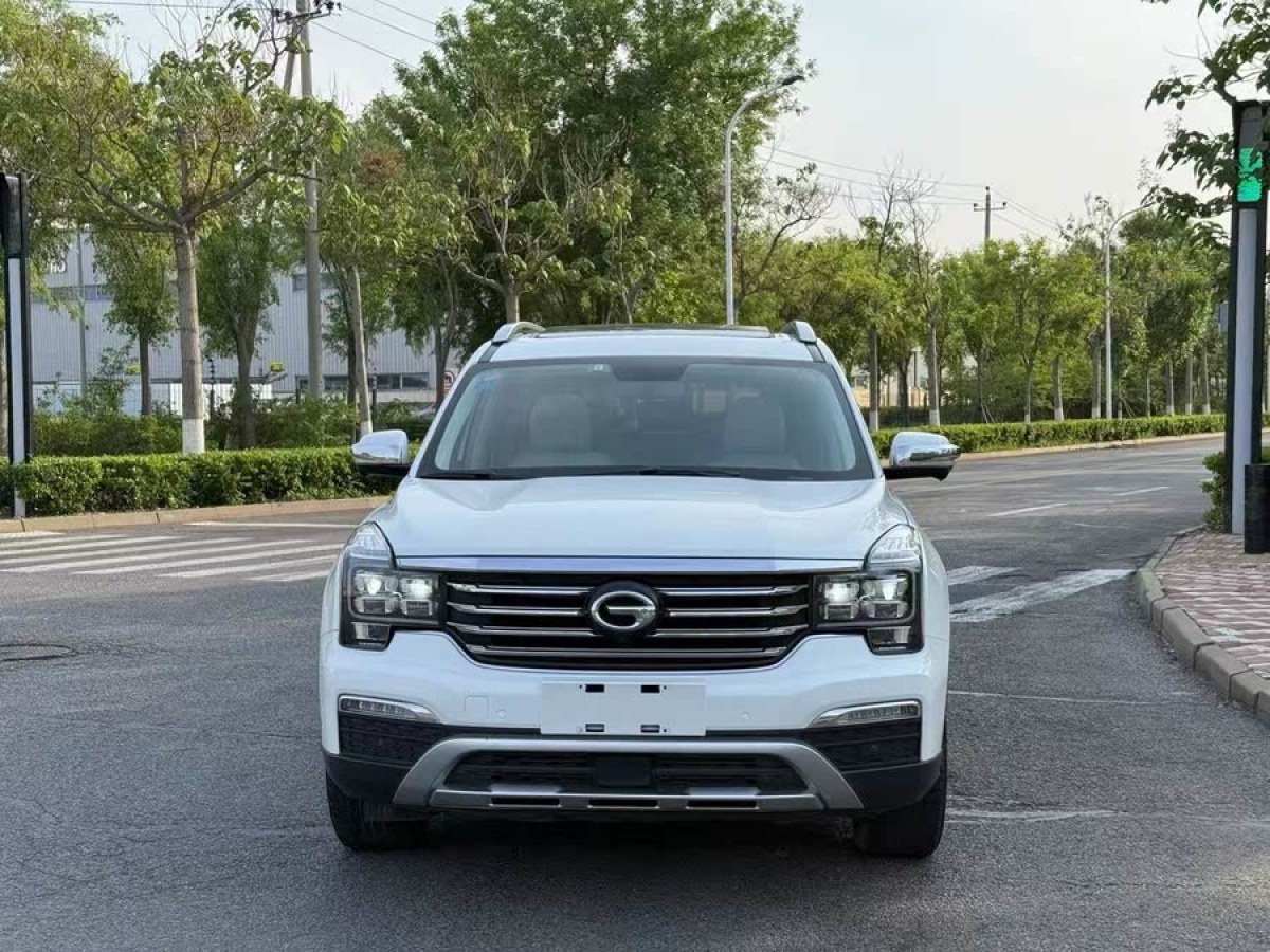 廣汽傳祺 GS8  2017款 320T 兩驅(qū)豪華智聯(lián)版圖片