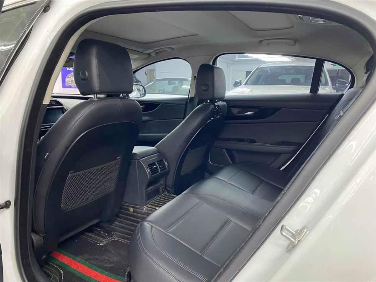 捷豹 XEL  2021款 2.0T 250PS R-DYNAMIC S進(jìn)取運動版圖片