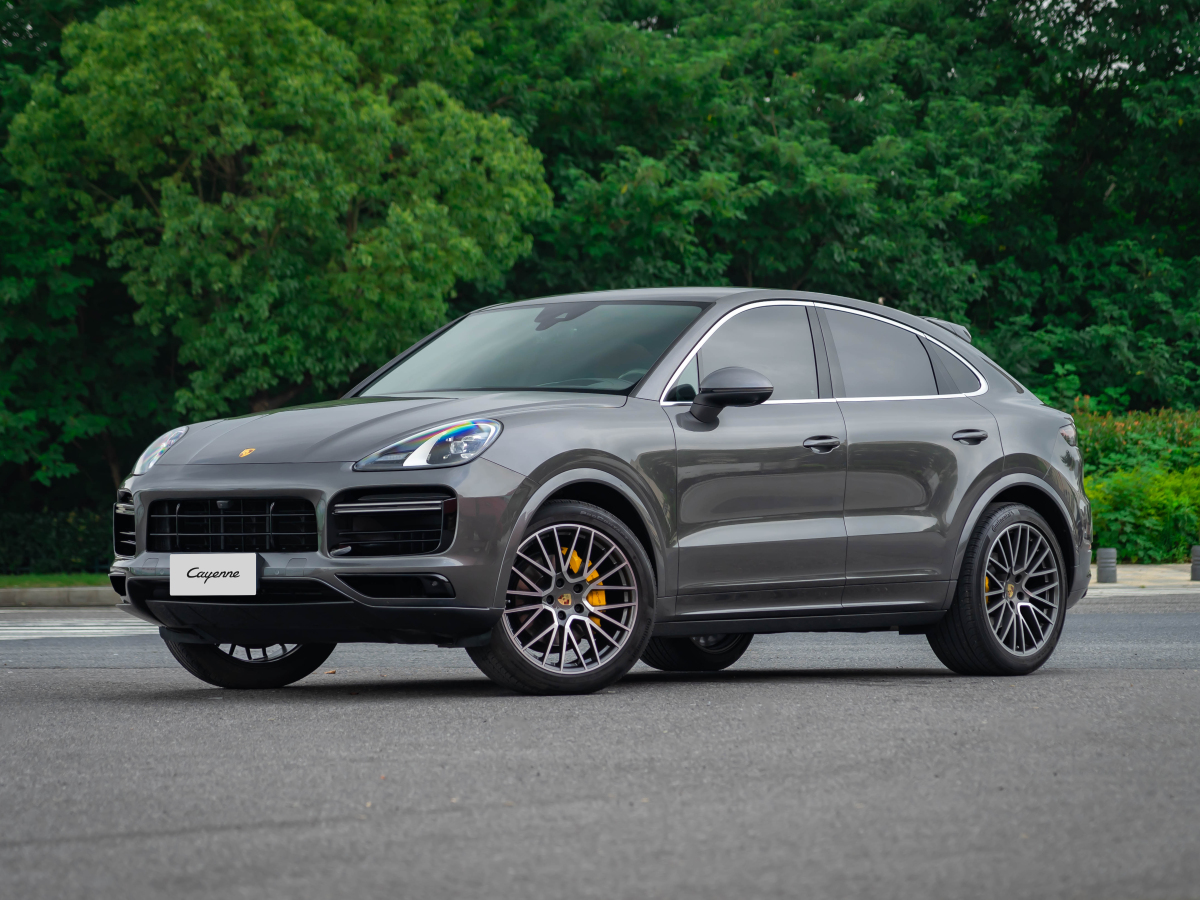 2022年1月保時(shí)捷 Cayenne  2023款 Cayenne Coupé 3.0T