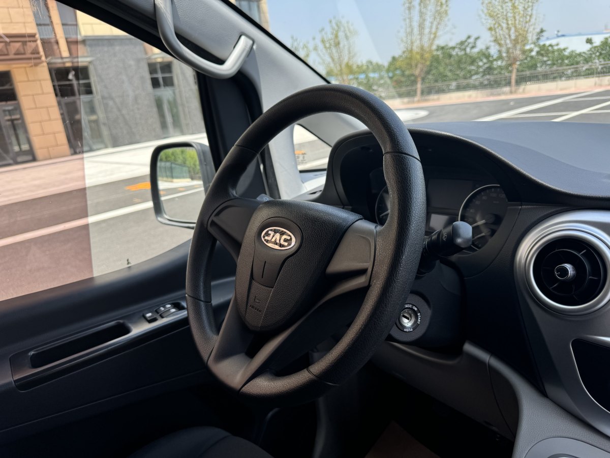 2020年4月江淮 瑞風M3  2019款 PLUS 創(chuàng)客版 1.8L 豪華型