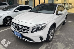 奔驰GLA 奔驰 GLA 200 动感型