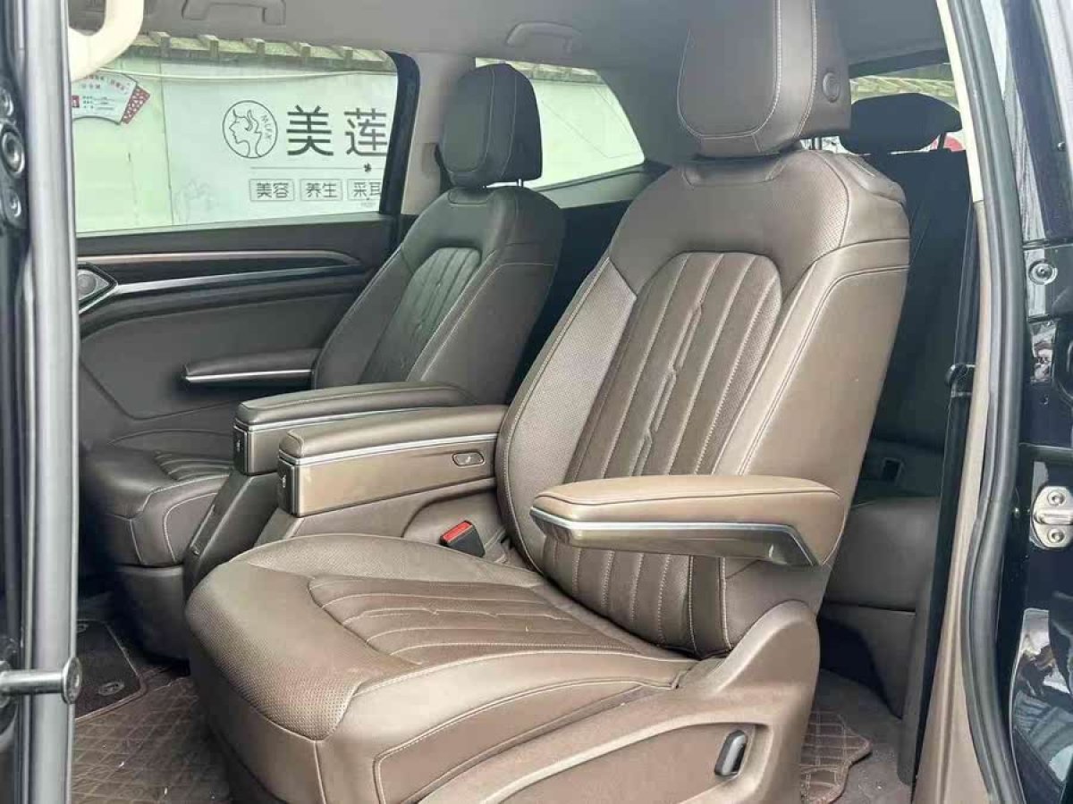 大眾 威然  2023款 改款 330TSI 豪華版圖片