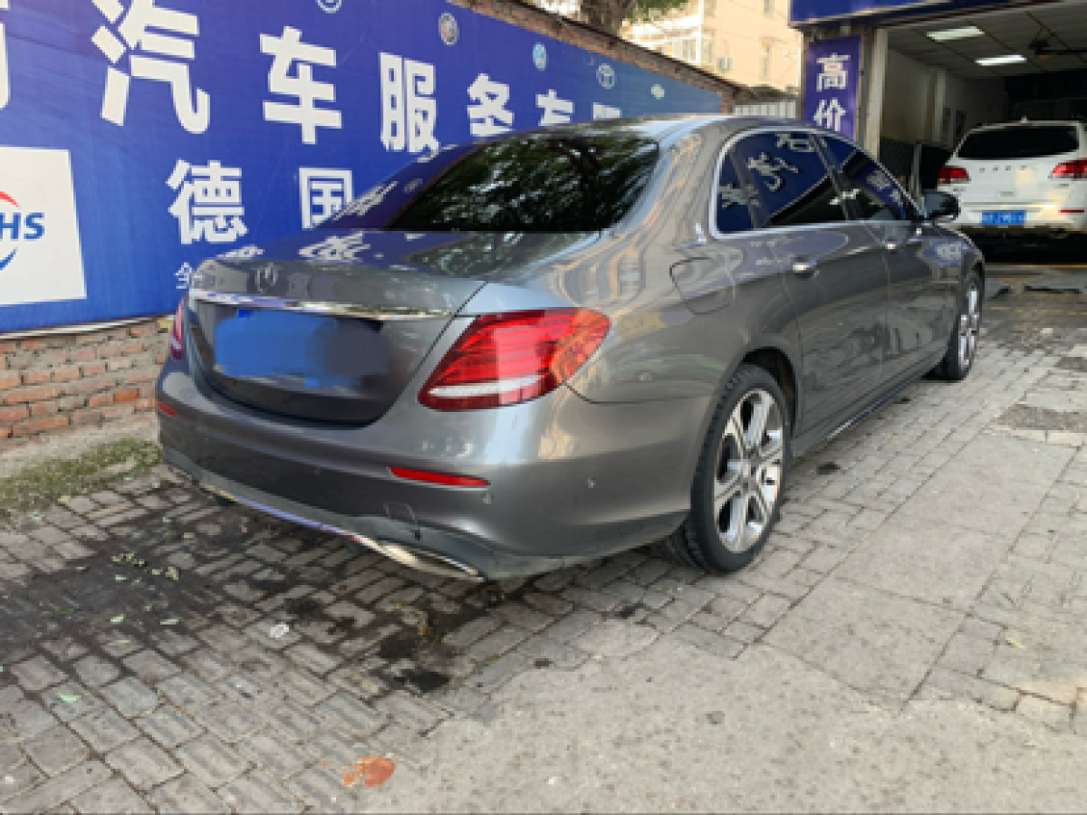 奔馳 奔馳E級(jí)  2016款 E 300 L 時(shí)尚型圖片