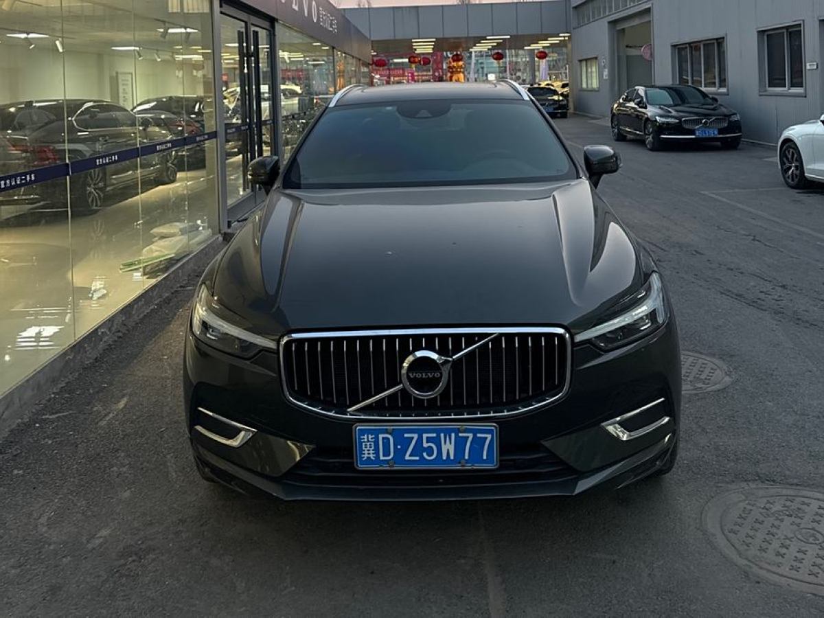 沃爾沃 XC60  2021款 T5 四驅(qū)智遠(yuǎn)豪華版圖片