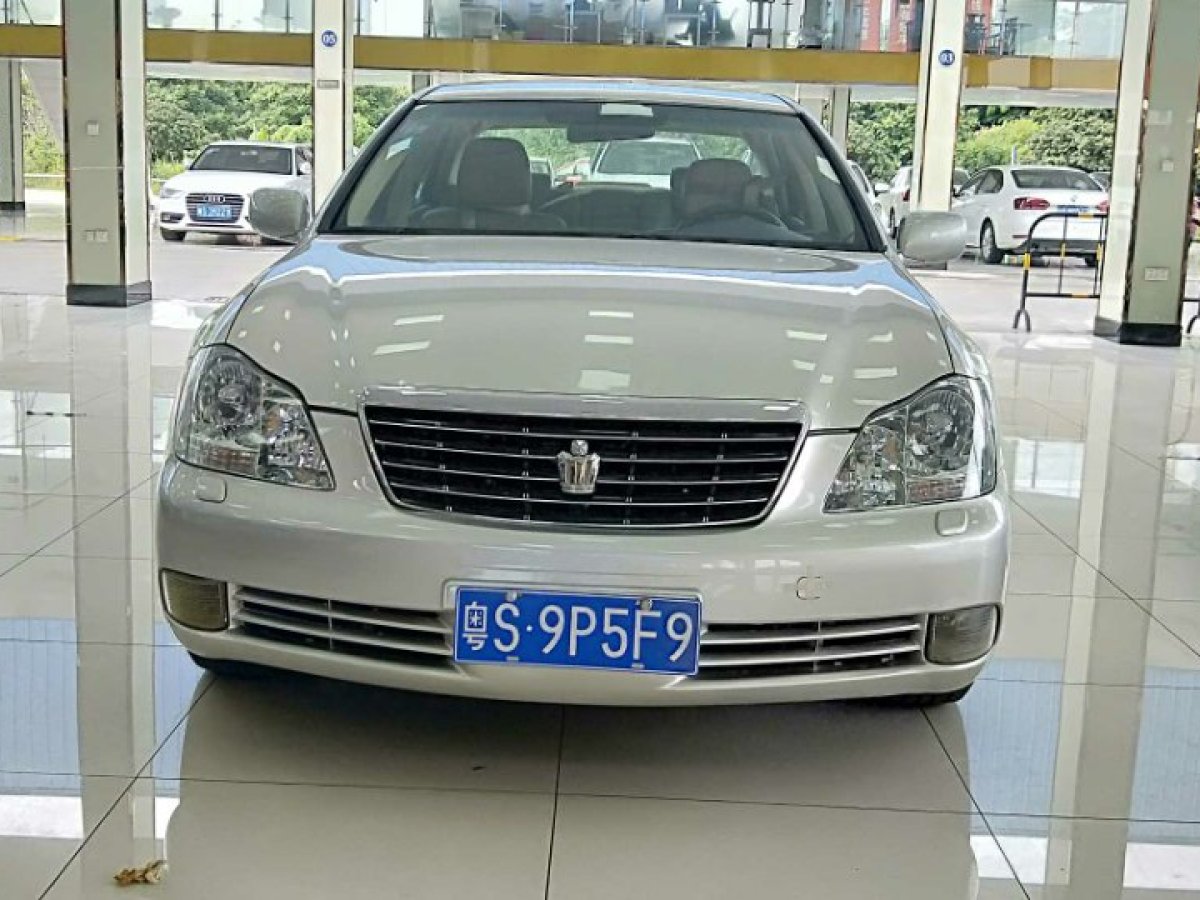 2007年5月丰田 皇冠 2007款 2.5l royal 真皮版