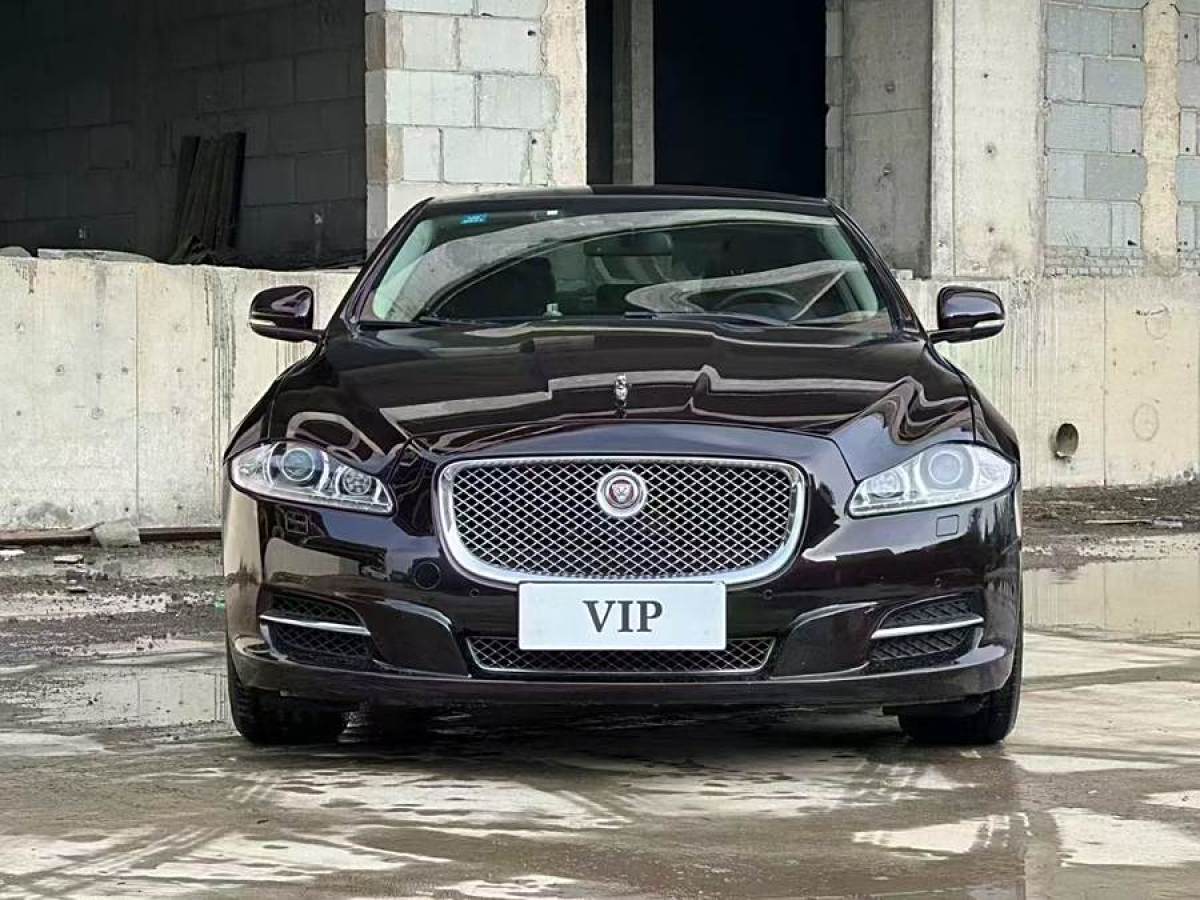 2014年6月捷豹 XJ  2014款 XJL 2.0T 兩驅典雅商務版