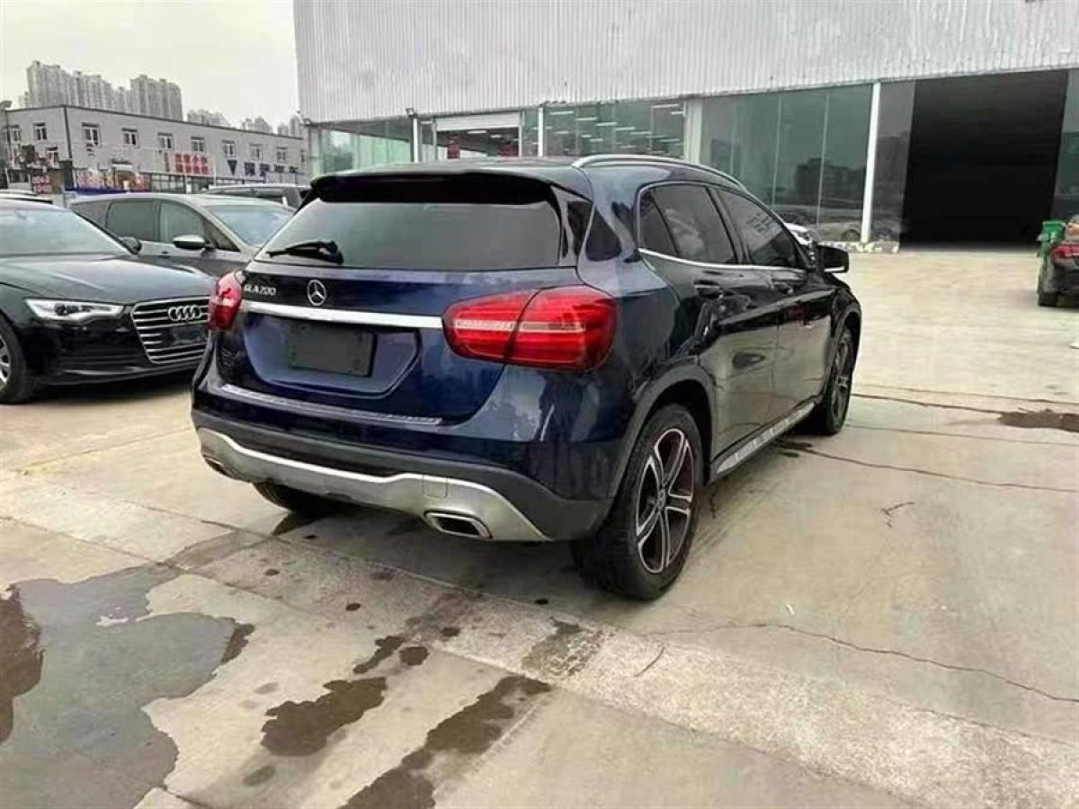 奔馳 奔馳GLA  2018款 GLA 200 時尚型圖片