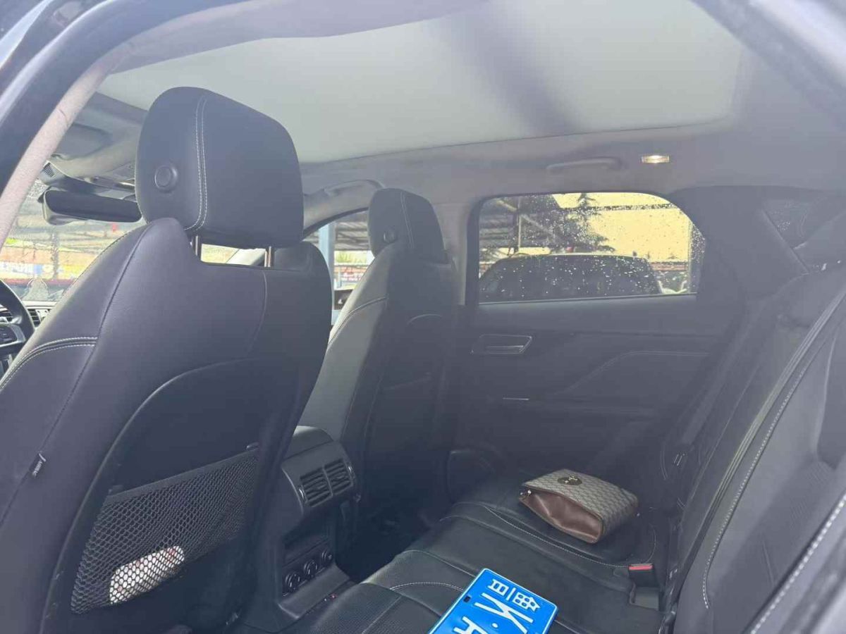 捷豹 XE  2019款 2.0T 300PS 四驅(qū)Landmark Edition圖片