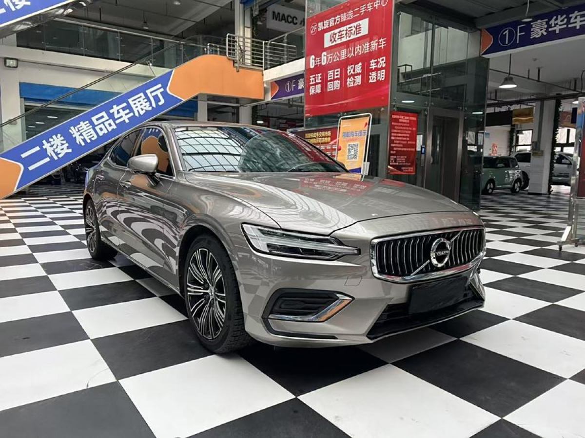 沃爾沃 S60L  2021款 T4 智遠豪華版圖片