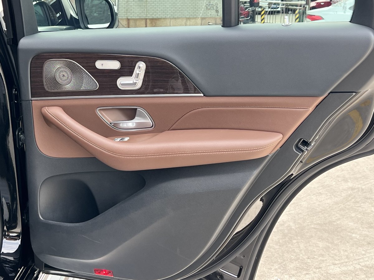 奔馳 奔馳GLE  2024款 改款 GLE 350 4MATIC 時尚型圖片