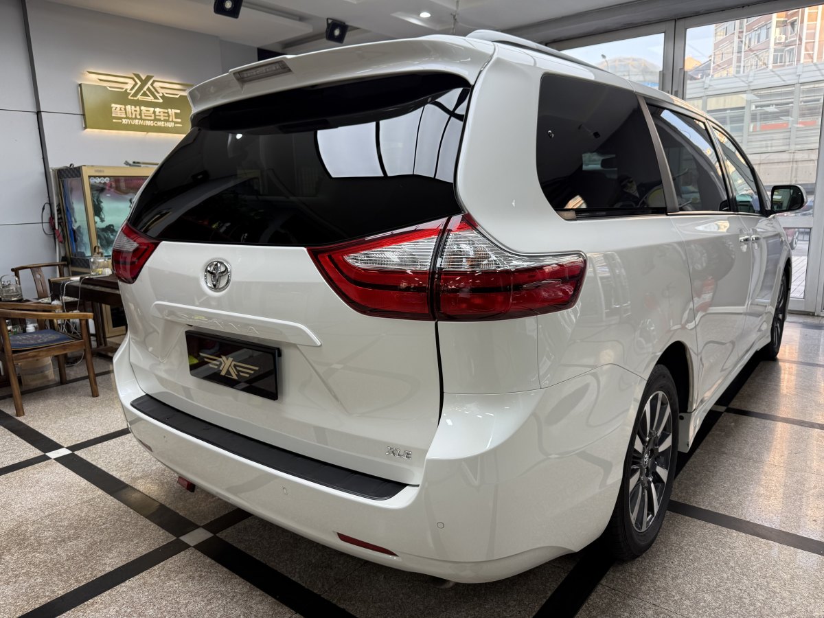豐田 塞納  2006款 3.5L XLE 兩驅(qū)圖片